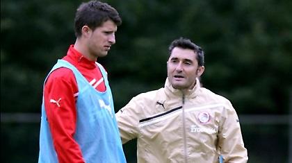 Τα νέα κόλπα του Ερνέστο και το φλιπ – φλαπ του Μιραλάς