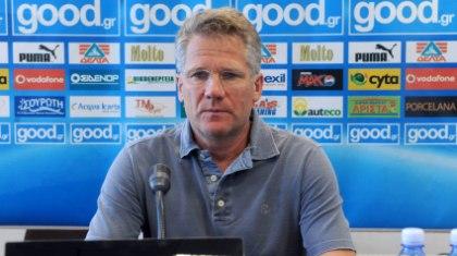 Μπόλονι: «Δυνατή στην έδρα της η Καρπάτι»