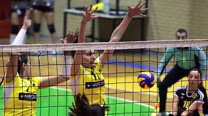 Στο Μαρκόπουλο η Λαμπρινίδου