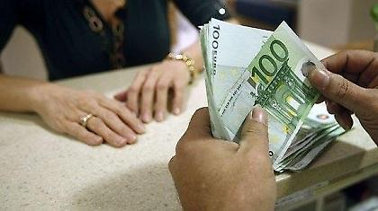 Έλεγχοι σε 12 νομούς για προνοιακά επιδόματα «μαϊμού»