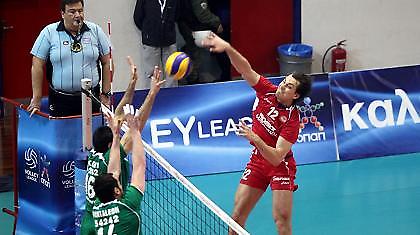 «Αναγκάζομαι να φύγω»