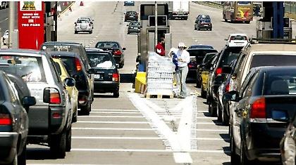 Ταλαιπωρία στις εθνικές οδούς για τους ταξιδιώτες