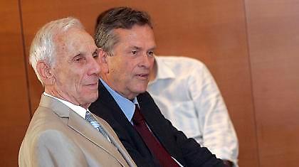 One Ιωαννίδης Show