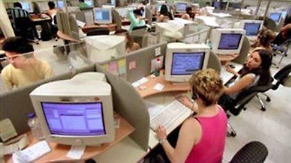 Νέο ωράριο από την Τρίτη στο Δημόσιο