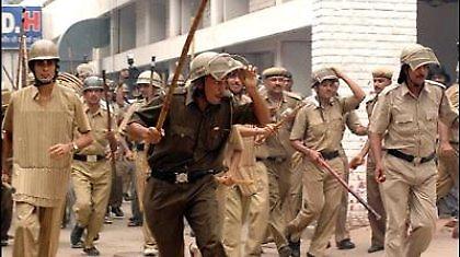 Μαζικές συλλήψεις διαδηλωτών στην Ινδία