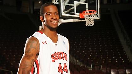 Ανακοίνωσε Μάλντροου ο Άρης