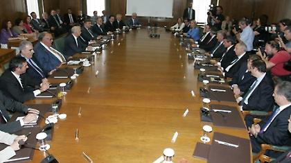 Για τους μαϊμού υπουργούς δεν λυπάμαι