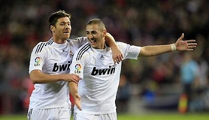 Μπενζεμά πριν το ημίωρο