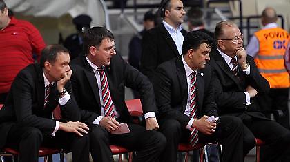 Πρεμιέρα με εξετάσεις