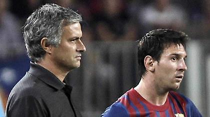 Μουρίνιο: «Αυτά τα κάνουν μικρές ομάδες»