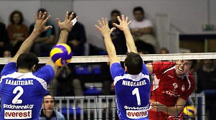 Τρεις ανανεώσεις για Κηφισιά