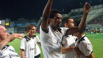 Οι «αετοί» και το… φίδι