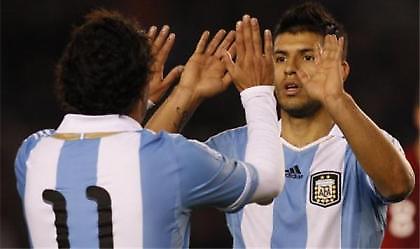 Μαζί Τέβες - Αγουέρο!