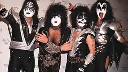 «Ανεπιθύμητοι» οι Kiss σε συναυλία για τον Michael Jackson