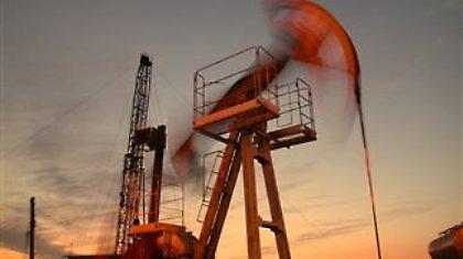 «Ρίχνουν» το πετρέλαιο οι εξελίξεις στη Λιβύη