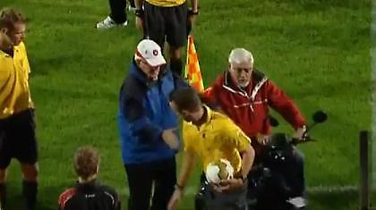 ΑΜΕΑ εναντίον διαιτητή! (video)