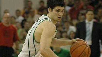 Στην Τσιμπόνα ο Όζμπολτ