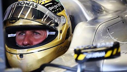 Γιορτάζει-γιορτάζει και το φωνάζει!