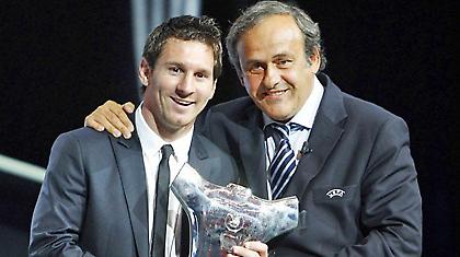 «Οι διαιτητές προστατεύουν τον Μέσι»!