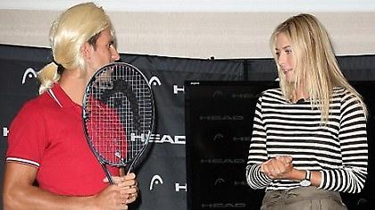 Ο Τζόκοβιτς… το παίζει Σαράποβα! (video)