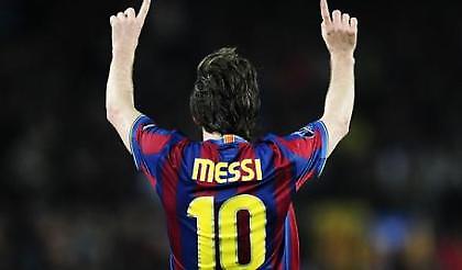 Μα πώς «σπάει» τη Messi; (video)