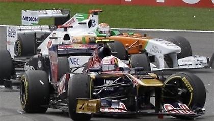 Τα «έβαλε» με τον Σένα!