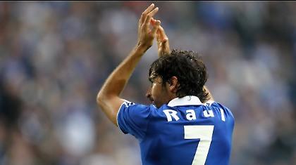 Με Ραούλ στην κορυφή