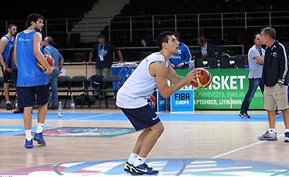 Άνδρες, έτοιμοι για όλα (Web TV)