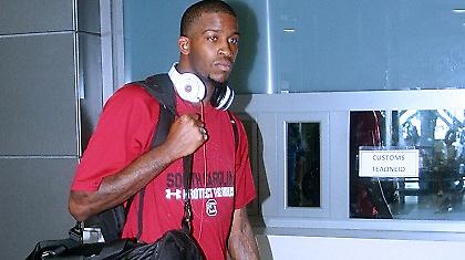 Στην Ελλάδα Μόλντροου, Μαυραειδής