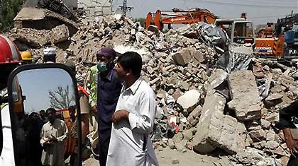 Αυξάνεται ο αριθμός των νεκρών από την έκρηξη στο Πακιστάν