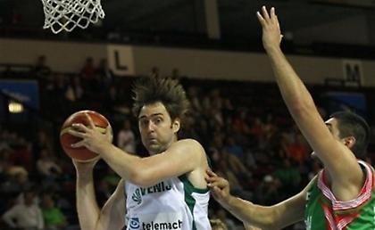 Νίκη με το ζόρι