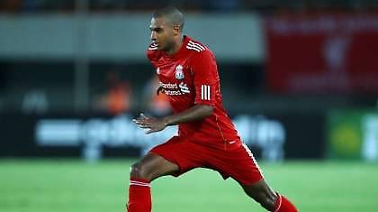 Διπλό «χτύπημα» η Μπόλτον!