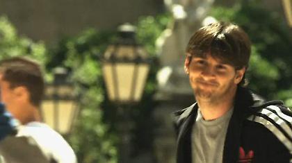 Μέσι μην την κλωτσάς (video)