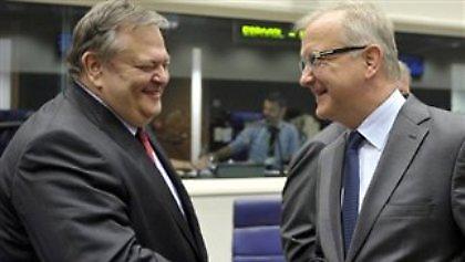 Πολιτικό σωσίβιο αναζητεί η Αθήνα