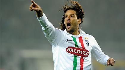 Μένει στη Γιουβέντους ο Αμάουρι