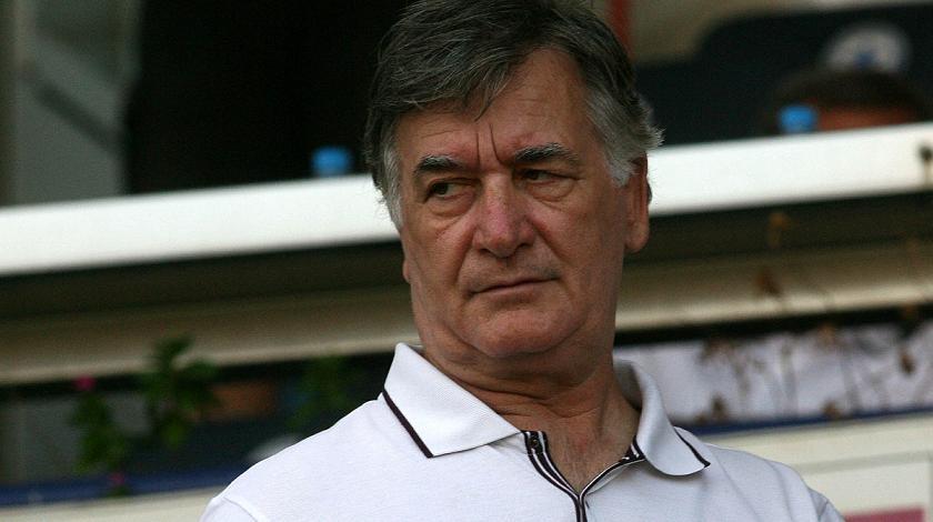 Δεν βάζουν ταβάνι!