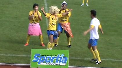 Ο Ματρόνε ξαναχτυπά με… Σακίρα (video)