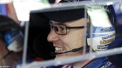 Με το δεξί ο Λάτβαλα!