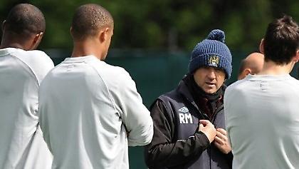 Αμφίβολοι «πολίτες»