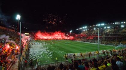 Όσοι πιστοί, προσέλθετε