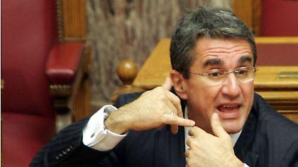 Κύριε Λοβέρδε, ένα εκατομμύριο εχθροί είναι πάρα πολλοί!