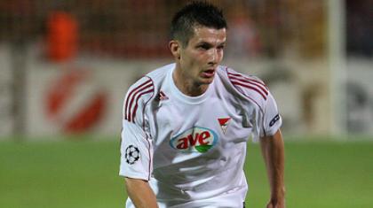 Πατάει Ελλάδα