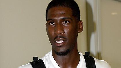 Με το… στιλό στο χέρι ο Σμιθ