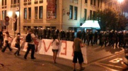 Αποφασισμένοι να περιφρουρήσουν την κατάληψή τους οι φοιτητές