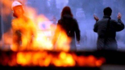 Επίθεση με μολότοφ σε διμοιρία των ΜΑΤ