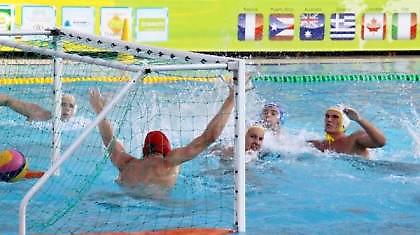 Τρελή κούρσα οι Έφηβοι