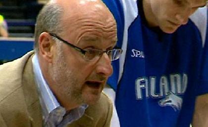 «Να βρούμε έναν καλό Αμερικανό ψηλό...»