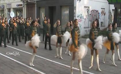 Υποδοχή στο Κάουνας με μπάντα και μαζορέτες (Web TV)