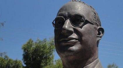 Γιάννο σ’ ευχαριστούμε. Γιάννο μας λείπεις!