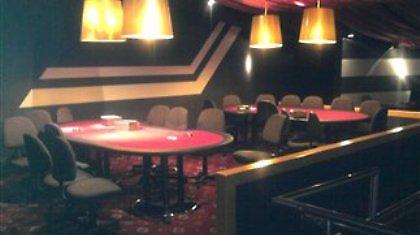 Χτύπημα σε μεγάλο παράνομο καζίνο στο Μαρούσι